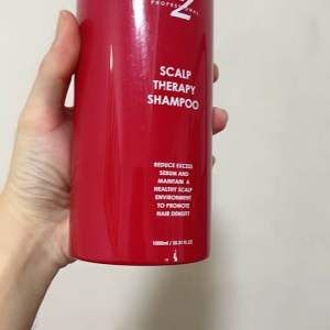 HAIR SHAMPOO / INTENSE REPAIR TREATMENT / Keeps Hair Healthy Reduces Hair Loss And Helps Nourish Hair 洗发水 / 保持头发健康，减少脱发，有助于滋养头发
