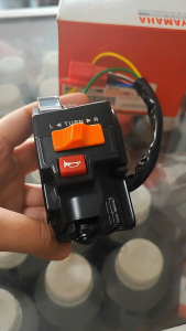 Holder Kiri 3XA Force One Fiz R Vega R Lama Original Yamaha Genuine Part