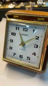 Đồng hồ để bàn cơ cót ORIENTSEIKOCITIZENRHYTHUM báo thức dạ Quang vỏ đồng cót báo thức cót tay trữ cót 36hđiều chỉnh nhanh chậm chi tiết sản phẩm dưới phần mô tả phân loại quý khách vui lòng xem kỹ tình trạng