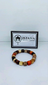 Gelang Kombinasi 8 Macam Kayu Bertuah