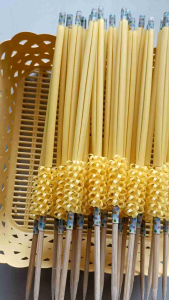 ไม้กฐิน ไม้เสียบธนบัตร ตกแต่งหลอดสีเหลือง25ไม้(25ไม้79บาท)