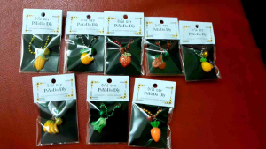 พวงกุญแจผักผลไม้ พร้อมโซ่ไข่ปลาและกระดิ่งน้อยกรุ้ง สวยผลของผลไม้ กระเป๋าผิวหน้า เป็นเครื่องดื่มสวยที่นิยม