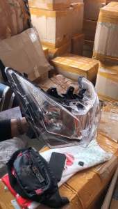 Reflektor lampu depan head light vario125 vario 125 bohlam original hgp 33110kzr601