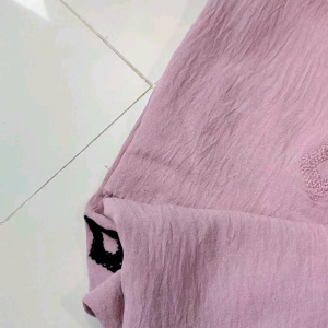 Kain Cringkle Puff Embroidery / Motif SegiEmpat Wajik