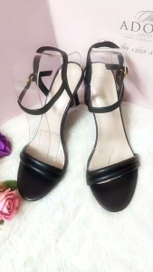 Giầy cao gót nhọn quai ngang cao 10 cm còn 1 size 39 from nhỏ mẫu đơn giản thích hợp đi làm đi chơi hàng QC