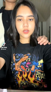 Oversized Kaos Hitam: Kelebihan & Tips Menggunakannya