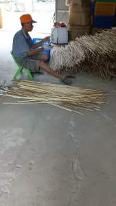 20 Cọc Tre làm giàn cho cây leo giàn bầubídưa leo đậulàm hàng ràolàm giàn sân thượng ban công derco quán tre làm đồ thủ công.