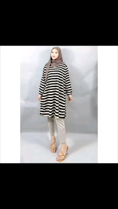 Atasan Tunik Salur: Desain Nyaman & Bahan Berkualitas