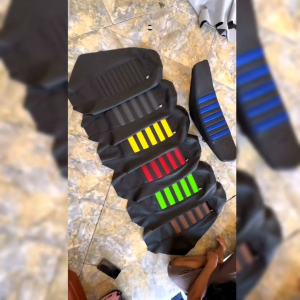 KULIT JOK MOTOR KLX BAHAN ACCURA FRAISE TIMBUL TRACK!!