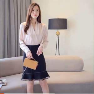 เสื้อทำงานผู้หญิง (เนื้อผ้าซาติน) สไตล์เกาหลีทำงานออฟฟิศ สบาย New Fashion