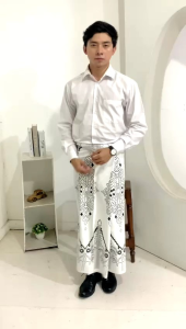 sarung batik goyor special putih premium halus adem motif terbaru