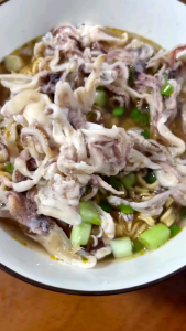 RÂU ĐẦU MỰC KHÔ MỚI THƠM KHÔNG MẶN