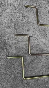 เหล็กหมุนยางอะไหล่ สีทอง(โตโยต้า อีซูซุ นิสสัน ฟอร์ด มาสด้า) เหล็กขันยางอะไหล่ ด้ามถอดยางอะไหล่