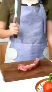 Penahan Pisau Silikon: Perlindungan Tangan Saat Memotong