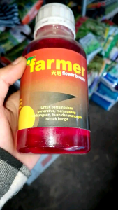 Farmer Flower Booster 500 ml Pupuk Perangsang Bunga & Buah Mencegah Rontok Komposisi Makro Mikro Vitamin & Zat Pengatur Berwarna Merah