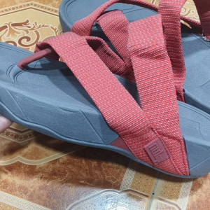 รองเท้าแตะ Titflo สุขภาพสินค้ายัน 100% สุดผู้ชายและผู้หญิง ส่งของทุกวัน