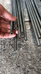 Pipa Besi Seamless Od 10mm / Id 7mm Tebal 1.5mm  Panjang 20cm sampai 100cm