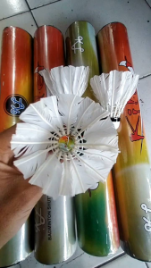 KOK BULUTANGKIS KOK BADMINTON SHUTTLECOCK KILLER 1 TABUNG 12 PCS