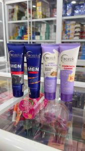 Sữa Rửa Mặt FACEPLUS 150ml Cam Thảo -Vitamin -Than Hoạt Tính -Bùn Khoáng Men & Women FACE PLUS