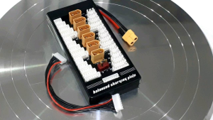 บอร์ดชาร์จแบตเตอรี่ ลิโพ แบบขนาน XT60 หลายก้อนพร้อมกัน Lipo 2-6S parallel balanced charge board สำหรับ IMAX B6 B6AC สูงสุด6ก้อน ร้านไทย ส่งด่วน