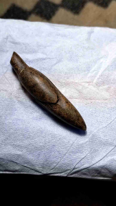 Hadiah patung batu kantil coklat ori