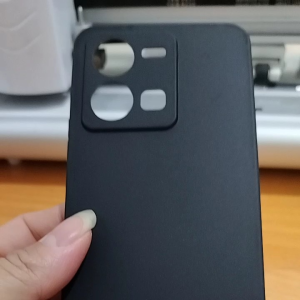 Casing Vivo Y35 Soft Case Macaron Black: Desain Elegan untuk Smartphone Anda