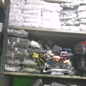 3 Pasang Kaos Kaki Pria & Wanita: Nyaman, Tahan Lama, & Berkualitas