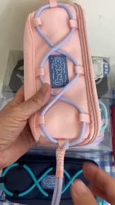 พร้อมส่งจากไทยกล่องดินสอ กระเป๋าดินสอ เครื่องสำอางค์ เครื่องเขียนรูปแบบสวย จุเยอะPC025