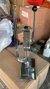 Máy kẹp đầu xúc xích máy bấm đầu nhôm xúc xích ghim chì xúc xích