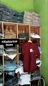 Kemeja Polos Exclusive Warna Hijau Army Bahan Vito Signature Halus & Nyaman Dipakai