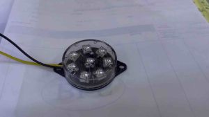 ไฟแฟทกระพริบ 8 ดวงกลม 2/24โวลต์(1ชิ้น)มอไซค์ รถยนต์ หกล้อ สิบล้อ