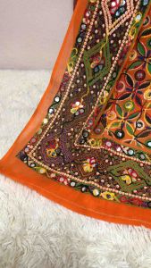 ปักสวยจากอินเดีย ศิลปะบนผืนผ้า งานอยู่ไทย พร้อมส่ง 200 มล