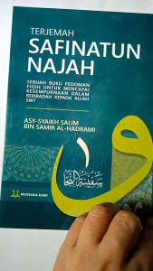 Buku Terjema Kitab Matan Safinatun Najah ( Terjemah Bahasa Arab - Indonesia )