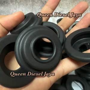 Karet Tutup Abu Debu Depan Canter PS125 PS136 HDX HDL MK585599 (10pc) Made In Japan