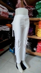 CELANA SENAM WANITA KARGO KANTONG EMPAT/CELANA FITNES / GYM / AIROBIC /ZOGGING/SEPEDA