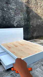 Pemilihan & Perawatan Ranjang Kayu: Tips & Trik