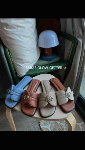 Restock FAIME GLOW-GETTER (แนะนำตรงไซส์) รองเท้าแตะดีไซน์หัวเข็มขัด หนัง Eco-friendly นุ่มฟู เบา (เลื่อนดูสีจริงด้านในนะคะ)