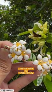 Hinkik Jewelry กำไลดอกแก้ว กำไลดอกไม้ ดอกไม้ไทย ของขวัญ ของฝาก