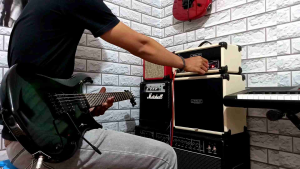 Ampli Gitar/Bass Head Cabinet 65 Inc Sudah Distorsi & Delay Bonus Kabel Jack