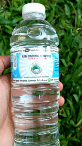 [ASLI] Air Cacing Bening Ruqyah + Air Zamzam 1500ml / Obat Herbal untuk Tipes / Rebusan Cacing Kalung Cacing Tanah / Herbal Dewasa Anak-anak / Sholawat / acb