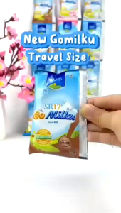SR12 Gomilku kemasan pack atau ecer Sachet rasa original coklat dan stroberi GoMilku memiliki kandungan super lengkap seperti Susu Kambing Etawa Ikan Gabus Daun Kelor dan Madu.