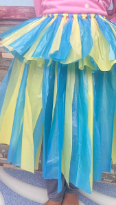 Rok plastik || Rok tutu daur ulang || baju daur ulang plastik kresek untuk Carnaval / rok daur ulang