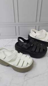 SANDAL STOMP FISHERMAN WANITA/STOMP FISHERMAN/SANDAL WANITA (CROCS STOMP FISHERMAN)