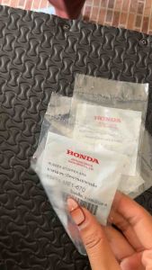 ยางรองขายึดจานเบรคหลัง ยางรองเหล็กยึดฝาดั้มหลังเวฟ แท้เบิกศูนย์ 43434-ME1-670 สําหรับดรีมเเลพเวฟทุกรุ่น ยางรองฝาดั้มหลังเวฟแท้