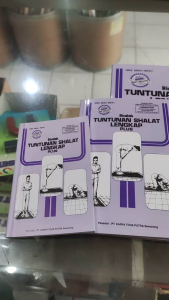 Risalah Tuntunan Shalat Lengkap.