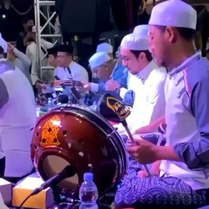 Bas albanjari bas hadroh/tawon plus tam mika