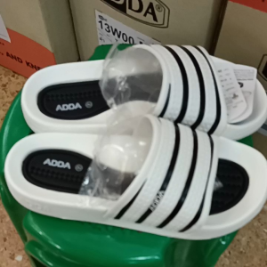 รองเท้าสวมอยากได้รุ่น 3T15 มีสีกรม มีไซส์ 4- 9 มีเก็บเงินปลายทาง