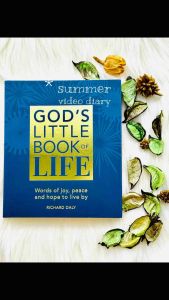 Gods Little Book Of Life: Words Of Joy Peace And Hope To Live By. Filled with comforting Bible verses spiritual thoughts and reflective journal pages