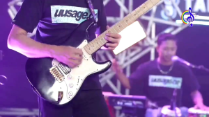 FLASHDISK 32GB MP4 MP3 FULL LAGU VIDEO HD DANGDUT KOPLO UPDATE ADELLA PALAPA SAGITA MONATA SERA PILIHAN POPULER