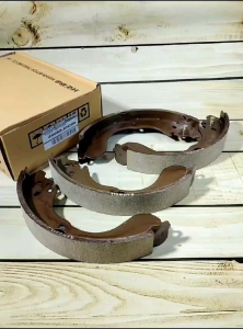 Suku Cadang Mobil Nissan: Brake Shoe & Kampas Rem Belakang